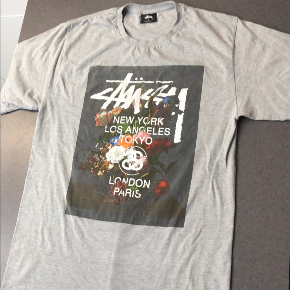 Gray men’s T-shirt